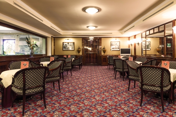Doria Grand Hotel (Mailand)